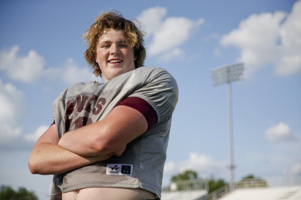 Jenks offensive line led by Brady Latham